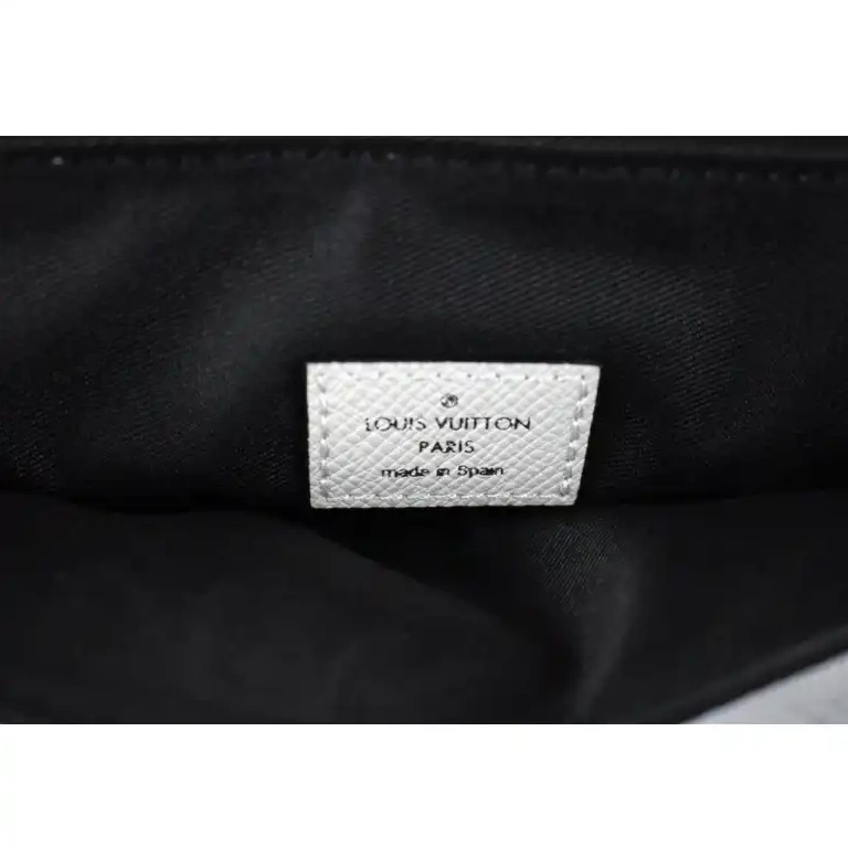 Fashion Reps LV Bags 20DJ570010 0608